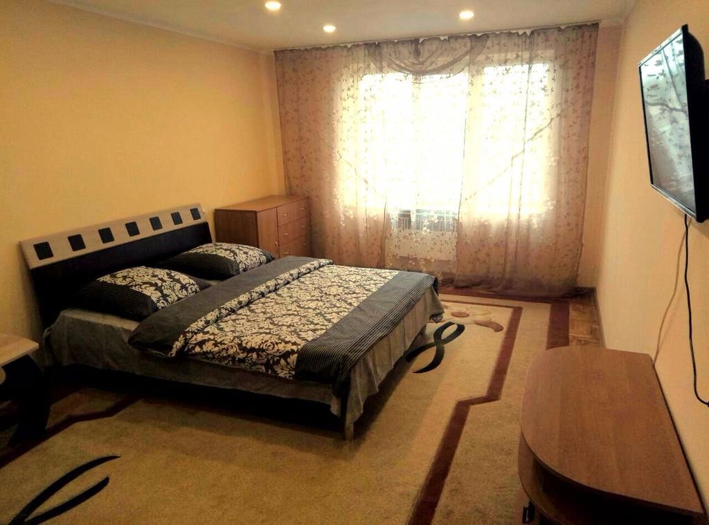Gil Apartment 2К Квартира Центр Пл Петефи 9A Uzhhorod Luaran gambar